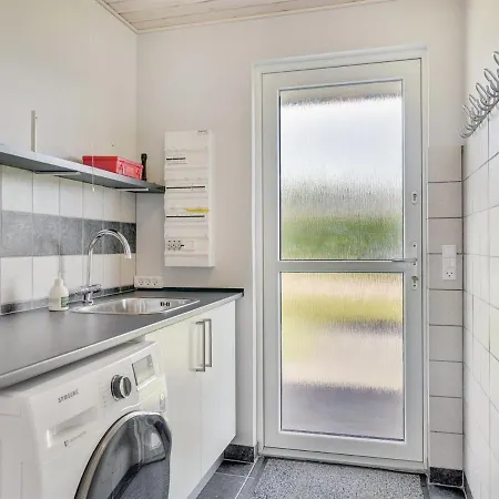 Holiday home Damiana - 500m From The Sea In Se Jutland By Interhome